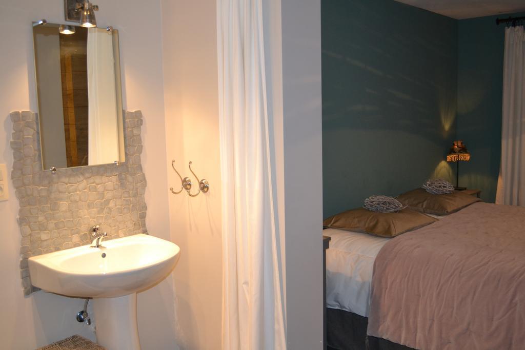 Maison D'Ide Bouillon Luaran gambar