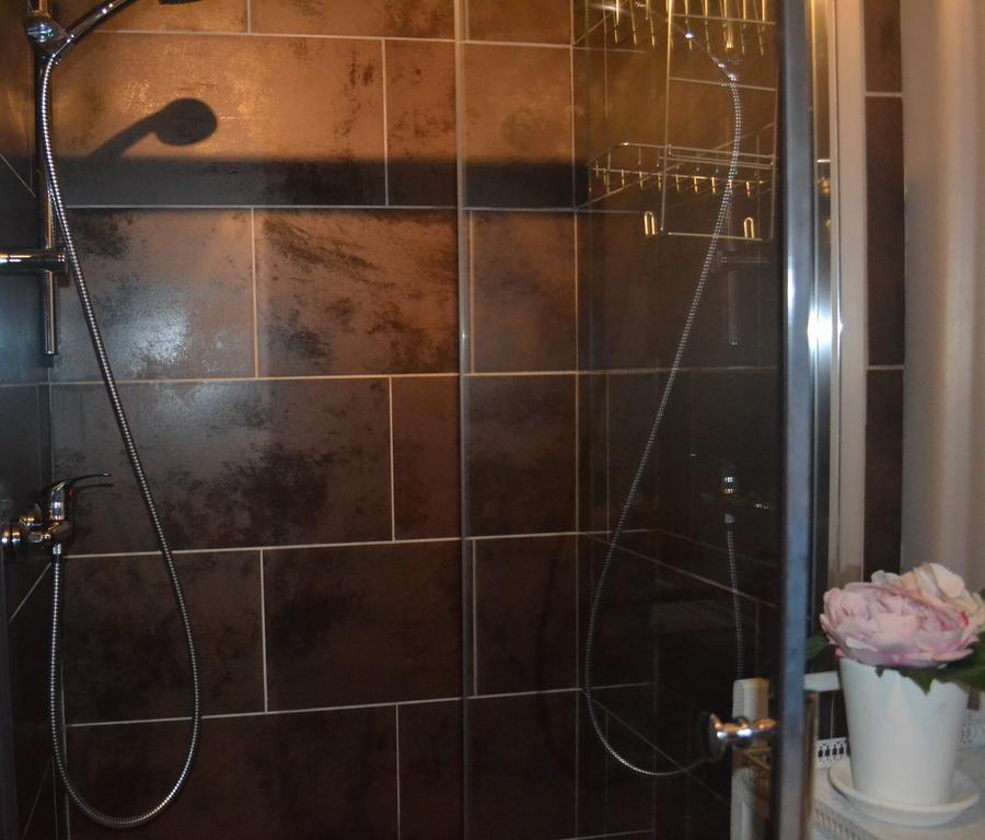 Maison D'Ide Bouillon Luaran gambar