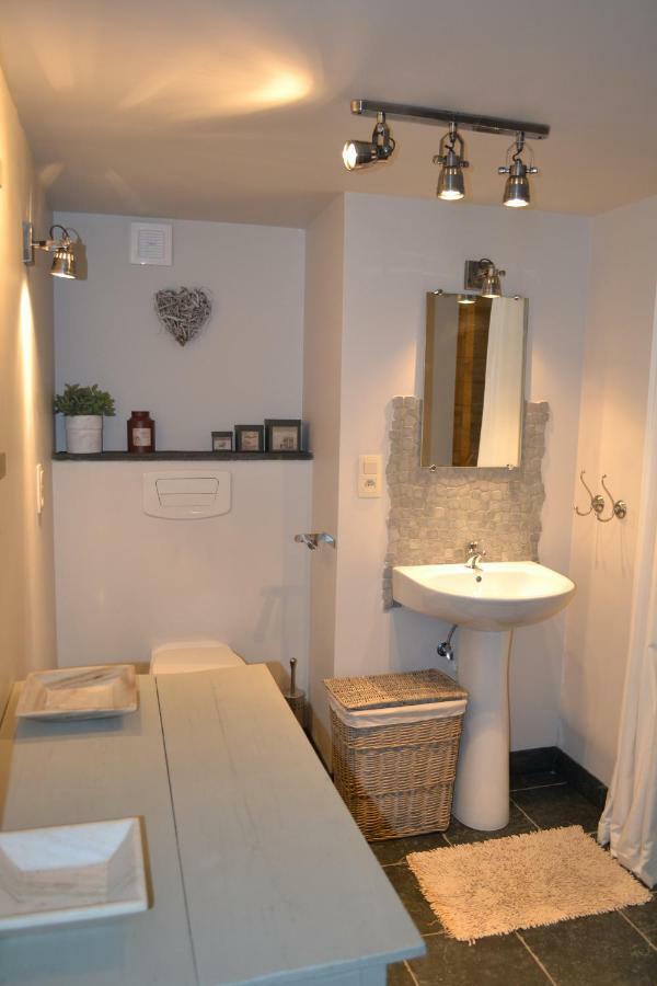 Maison D'Ide Bouillon Luaran gambar
