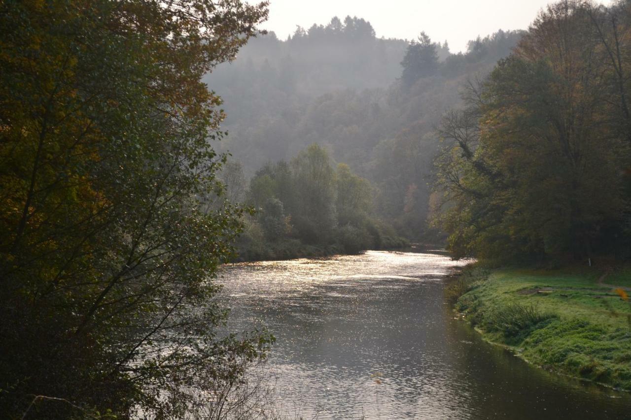 Maison D'Ide Bouillon Luaran gambar
